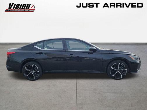 2023 Nissan Altima SR Intelligent AWD