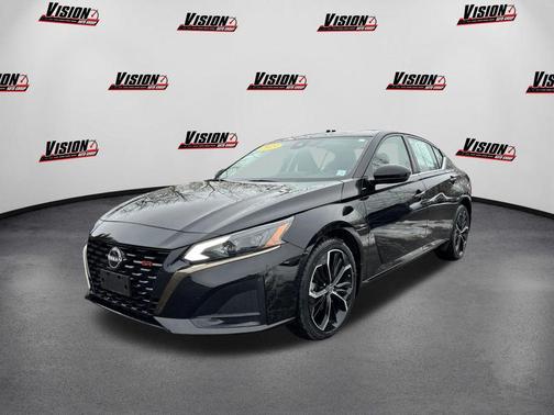 2023 Nissan Altima SR Intelligent AWD