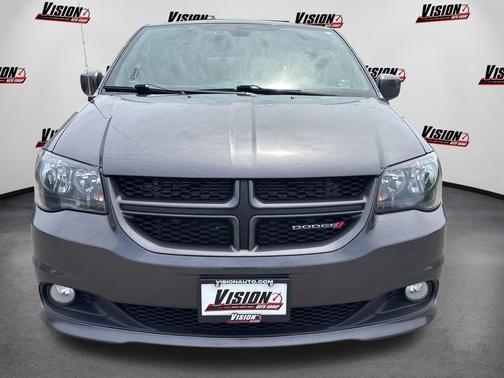 Granite Pearlcoat 2019 Dodge Grand Caravan GT