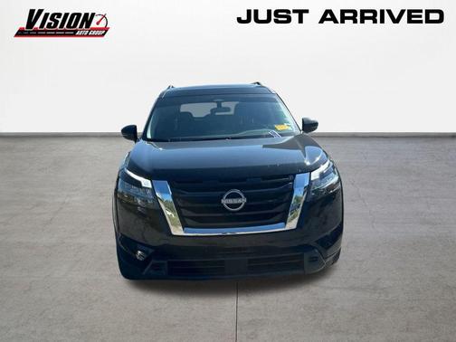 2024 Nissan Pathfinder SV 4WD
