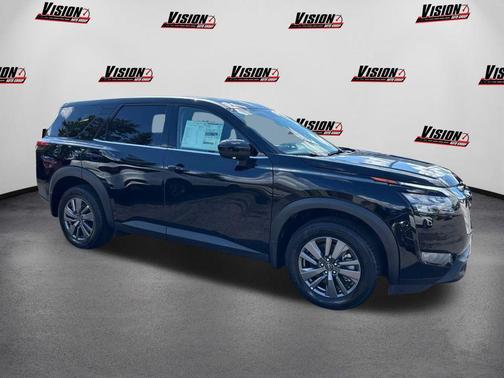 2025 Nissan Pathfinder S 4WD