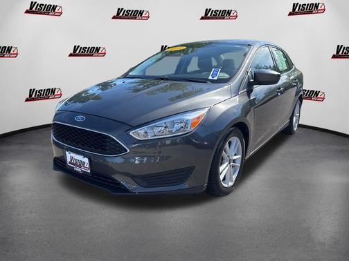 Magnetic 2018 Ford Focus SE