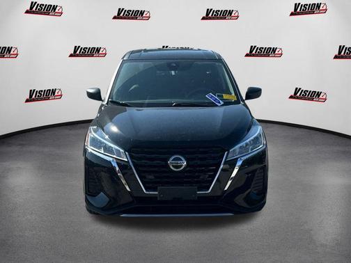 2021 Nissan Kicks S