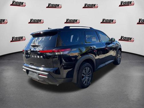 2025 Nissan Pathfinder SV 4WD