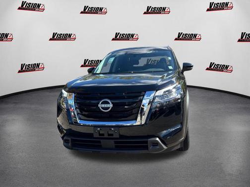 2025 Nissan Pathfinder SV 4WD