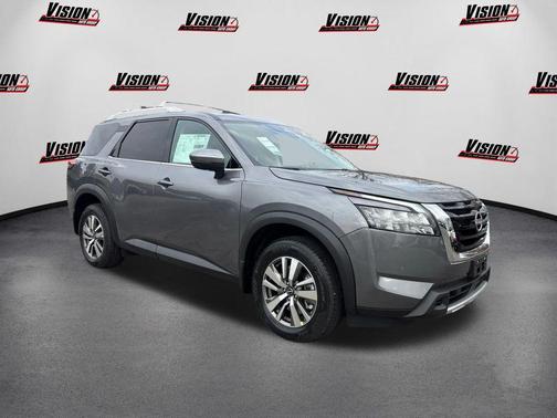 2025 Nissan Pathfinder SL 4WD
