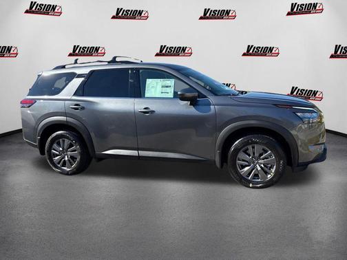 2025 Nissan Pathfinder SV 4WD