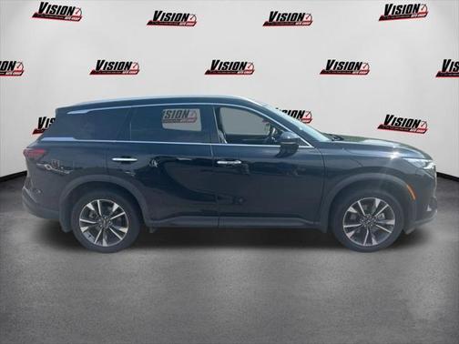 2022 INFINITI QX60 Luxe