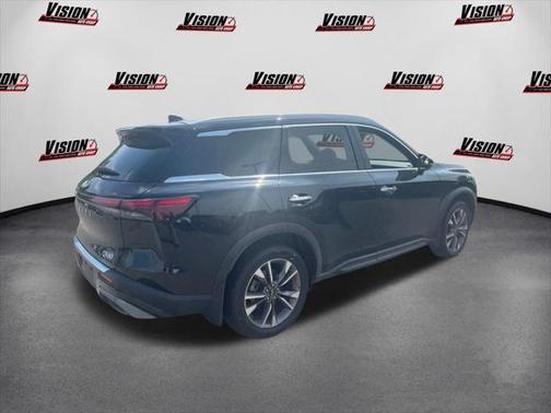 2022 INFINITI QX60 Luxe