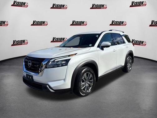 2025 Nissan Pathfinder SV 4WD