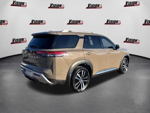 2024 Nissan Pathfinder Platinum 4WD