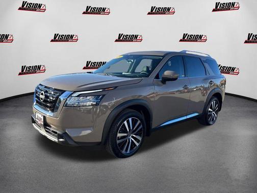2024 Nissan Pathfinder Platinum 4WD