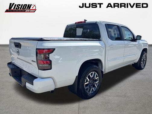 Glacier White 2026 Nissan Frontier SV