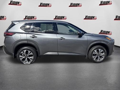 Gun Metallic 2021 Nissan Rogue SV