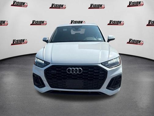 2022 Audi Q5 45 S line Premium Plus