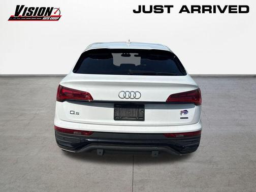 2022 Audi Q5 45 S line Premium Plus