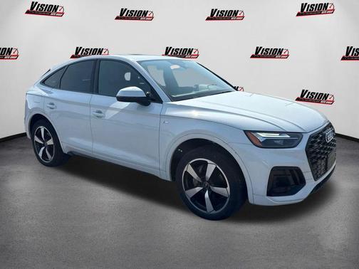 2022 Audi Q5 45 S line Premium Plus