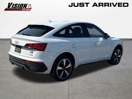 2022 Audi Q5 45 S line Premium Plus