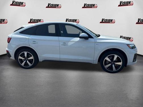 2022 Audi Q5 45 S line Premium Plus