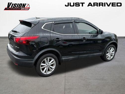 2018 Nissan Rogue Sport SV