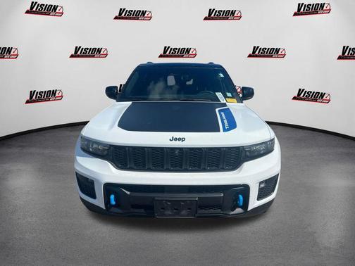 2023 Jeep Grand Cherokee 4xe Trailhawk