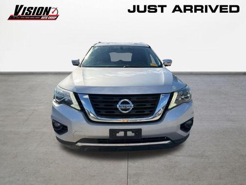 2018 Nissan Pathfinder SL