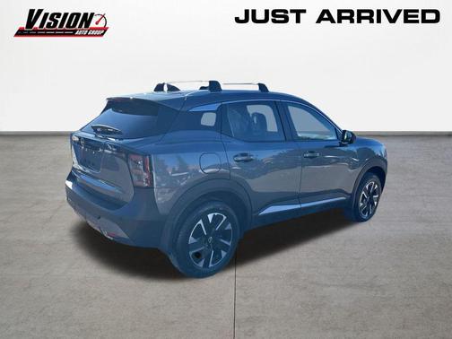 Gun Metallic 2026 Nissan Kicks SV