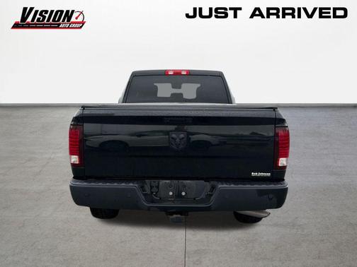 2021 RAM 1500 Classic Warlock Quad Cab 4x4 6'4' Box
