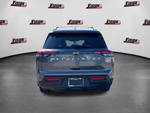 2025 Nissan Pathfinder SV 4WD