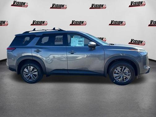 2025 Nissan Pathfinder SV 4WD