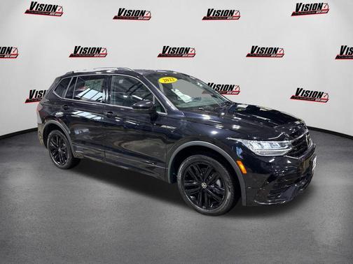 2022 Volkswagen Tiguan 2.0T SE R-Line Black 4MOTION