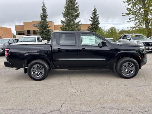 Super Black 2026 Nissan Frontier SV