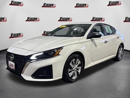 2025 Nissan Altima S FWD