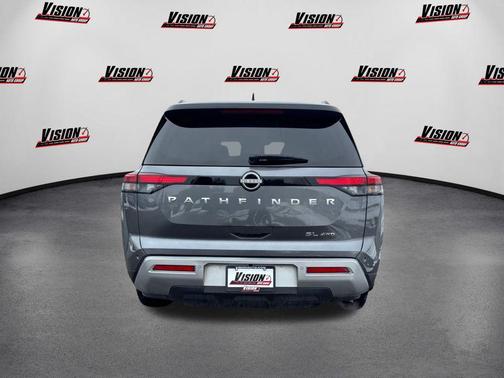2024 Nissan Pathfinder SL 4WD