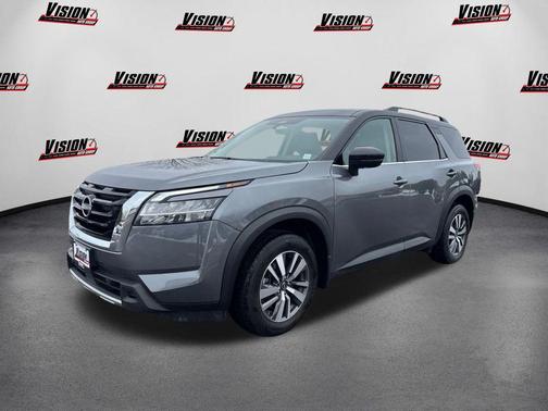 2024 Nissan Pathfinder SL 4WD