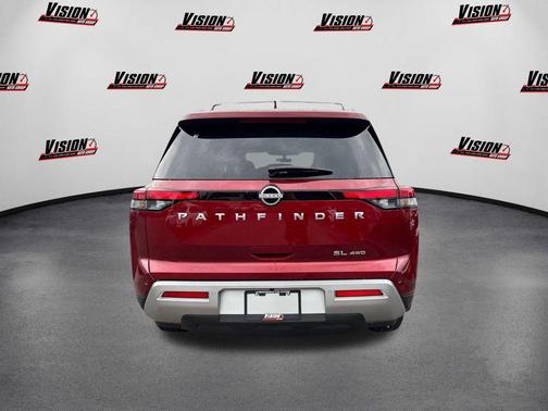 2025 Nissan Pathfinder SL 4WD