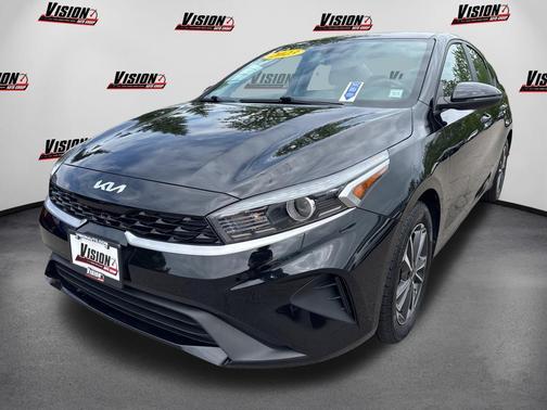 Aurora Black 2023 Kia Forte LXS