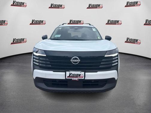 Fresh Powder 2026 Nissan Kicks SV