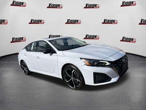 2025 Nissan Altima SR AWD