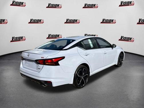 2025 Nissan Altima SR AWD