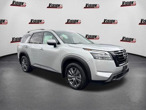2025 Nissan Pathfinder SV 4WD