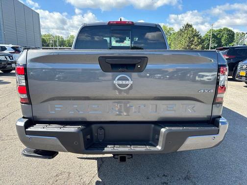 Gun Metallic 2026 Nissan Frontier SV