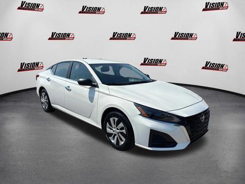 2025 Nissan Altima S FWD