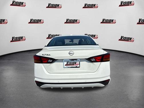 2025 Nissan Altima S FWD