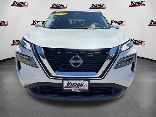 Pearl White Tricoat 2023 Nissan Rogue SV