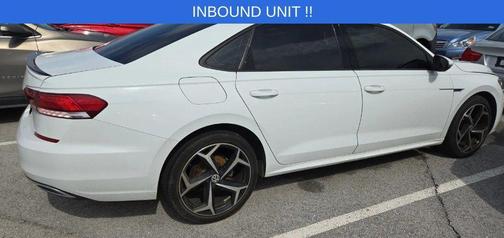 Pure White 2020 Volkswagen Passat 2.0T R-Line