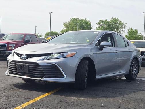 Celestial Silver Metallic 2024 Toyota Camry Hybrid XLE