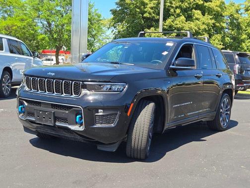 Diamond Black 2023 Jeep Grand Cherokee 4xe Overland