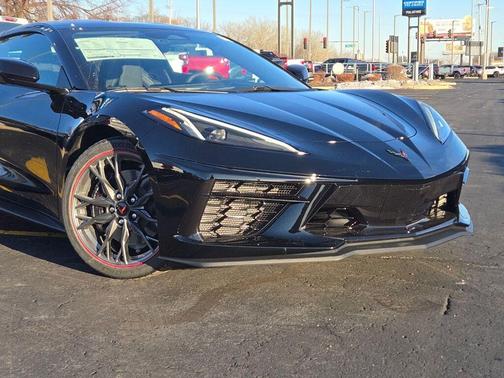 2026 Chevrolet Corvette Stingray w/1LT