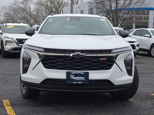 Summit White 2026 Chevrolet Trax 2RS